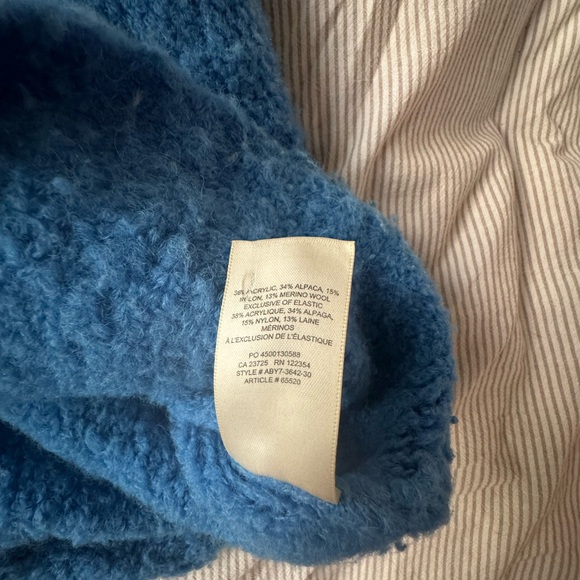 Wilfred Sweater - Picture 2 of 2